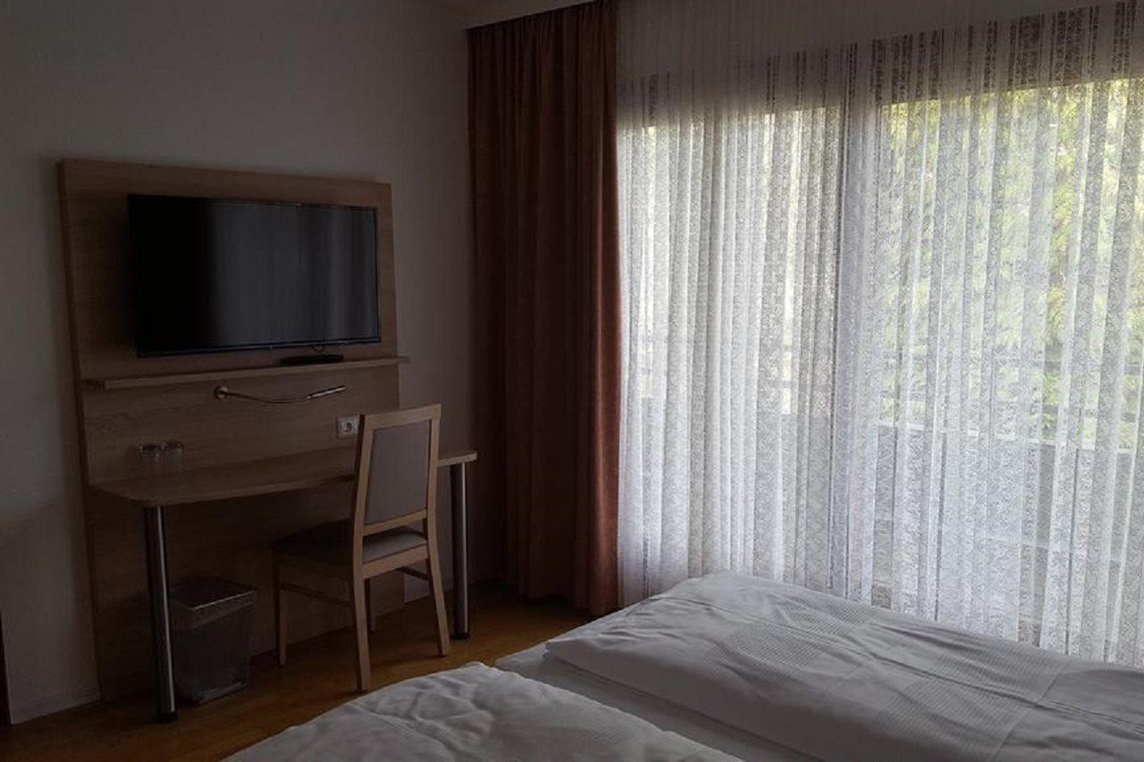 Itm Hotel Deutsches Haus Hamburg-Harburg Exteriör bild