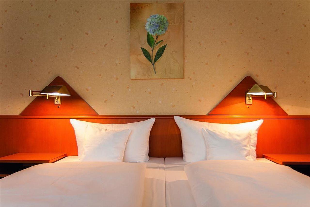 Itm Hotel Deutsches Haus Hamburg-Harburg Exteriör bild