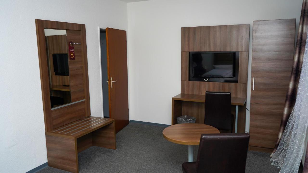 Itm Hotel Deutsches Haus Hamburg-Harburg Exteriör bild